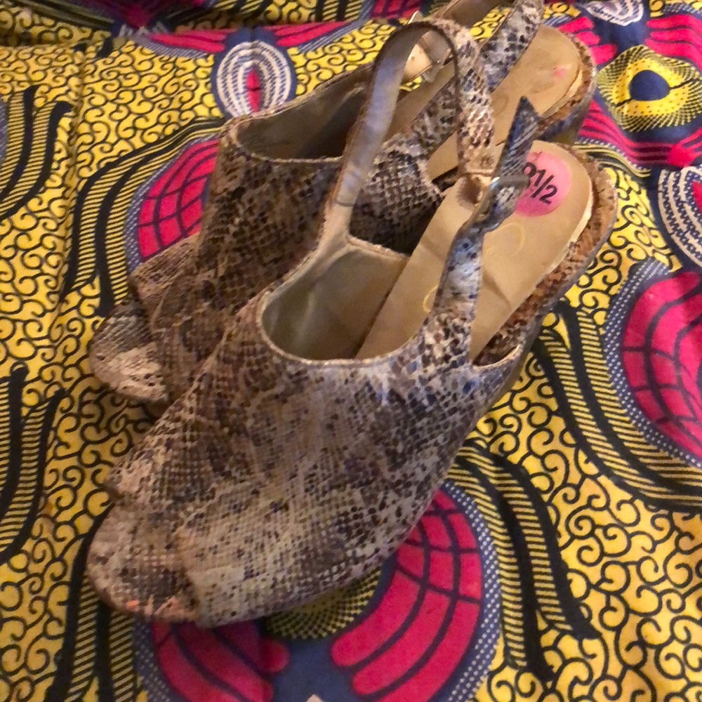 Jessica Simpson Sexy Animal Print Wedges